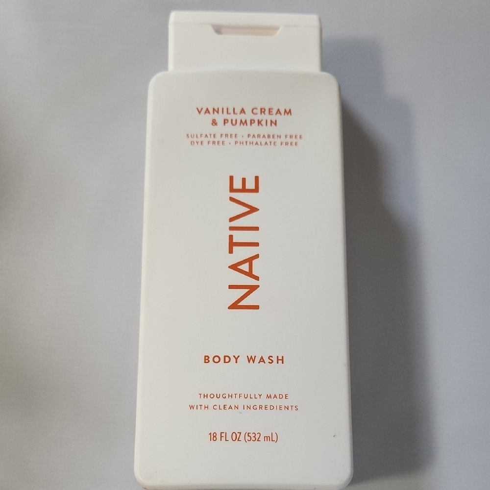 Native Vanilla Cream & Pumpkin Body Wash Limited Edition Scent - Picture 2 of 5